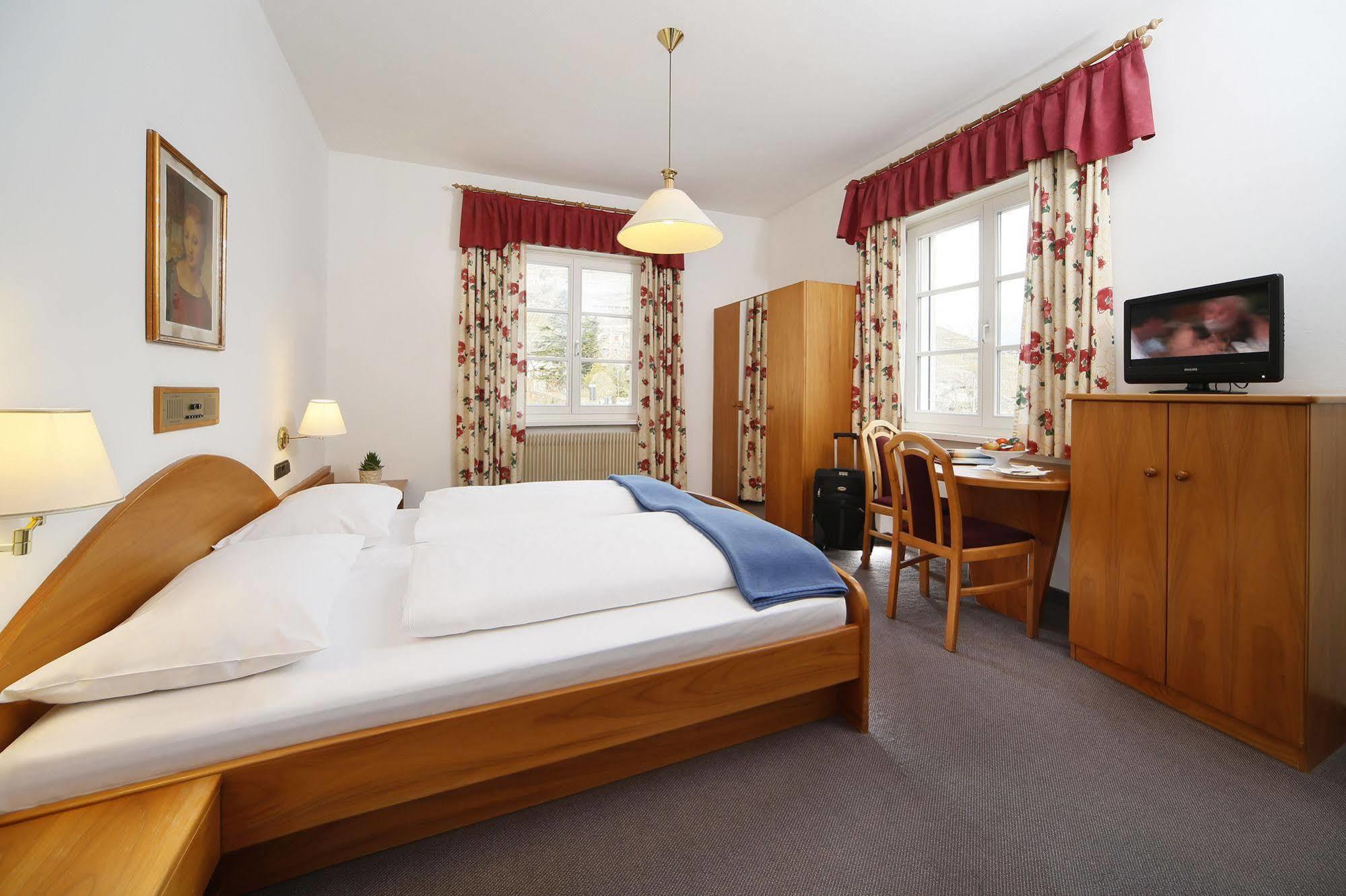 Hotel Rentschnerhof โบลซาโน ภายนอก รูปภาพ